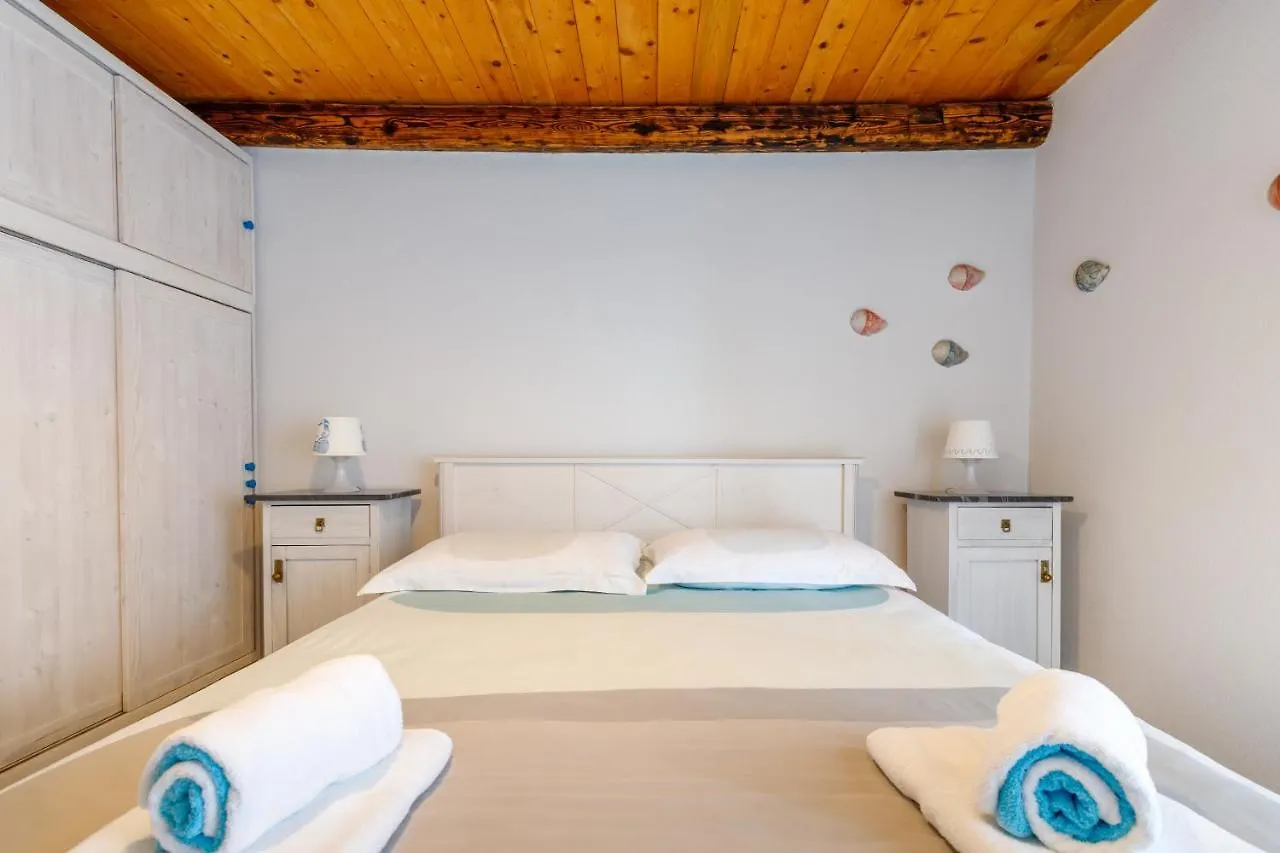 Holiday Home Eufemia Bale Croatia